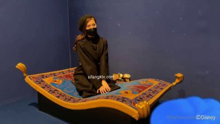 高颜值大长腿金发女郎与男友在停车场就迫不及待的干了起来,口交后人被干到高潮